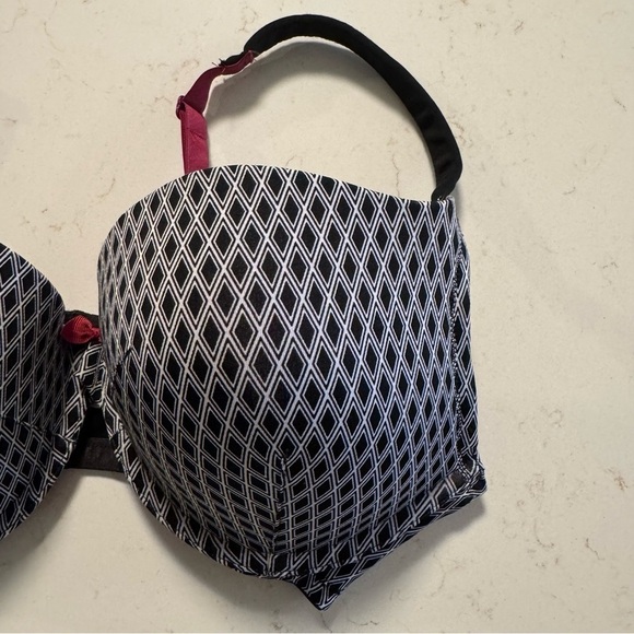 Cacique Smooth Boost Plunge Bra 38D Black White Padded - Picture 3 of 12